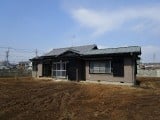 土地２４４坪　建物平家２８坪　５LDK☆